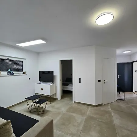 Apartament Rudolf Vir